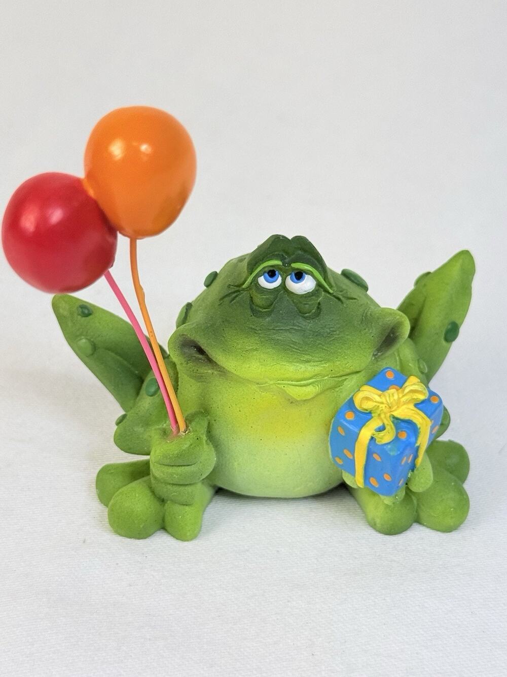 Russ Birthday Frog Figurine Signed Douglas Balloon Gift Resin Collectable